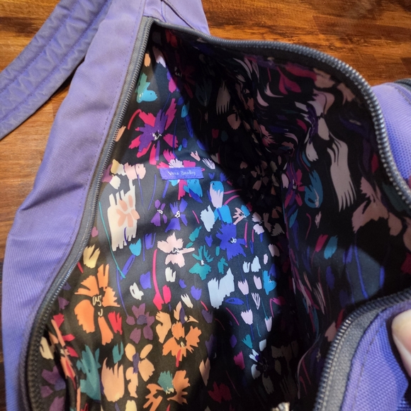 Vera Bradley Reactive Sling Shoulder Bag Backpack Purple Adjust. strap 4 pocket - Picture 4 of 6